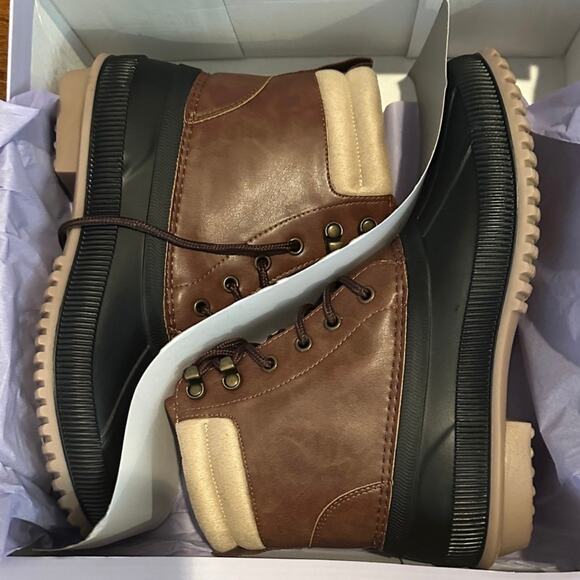 Madden Girl BIMMY Duck Boots Brown Multi Waterproof Lace Up Size 10 NWT - Picture 4 of 6